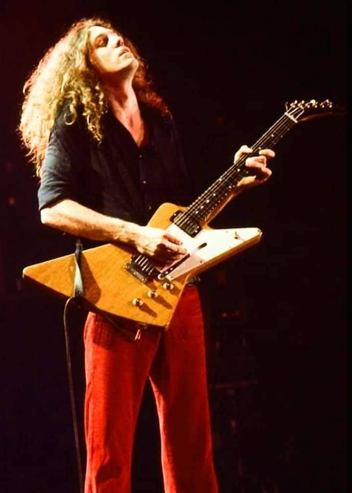 Allen Collins Fotoğrafı - 2