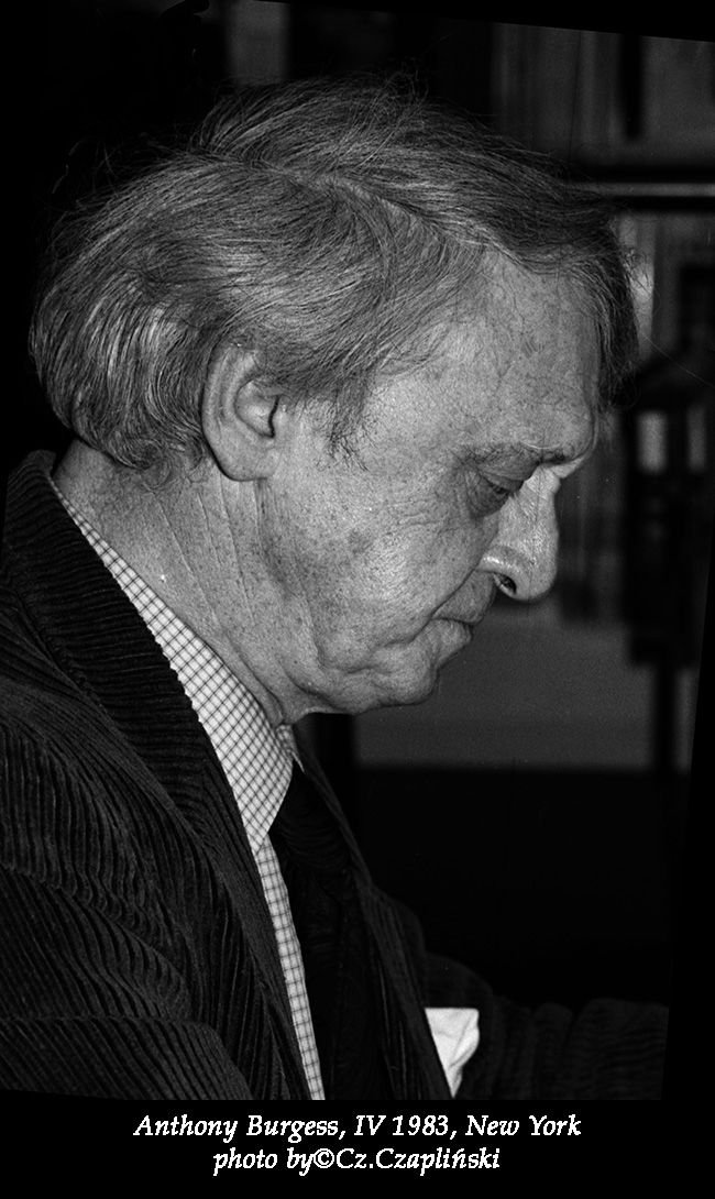 Anthony Burgess Fotoğrafı - 2