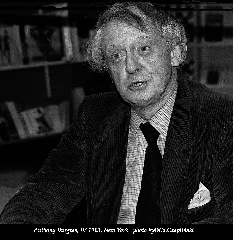 Anthony Burgess Profil Resmi