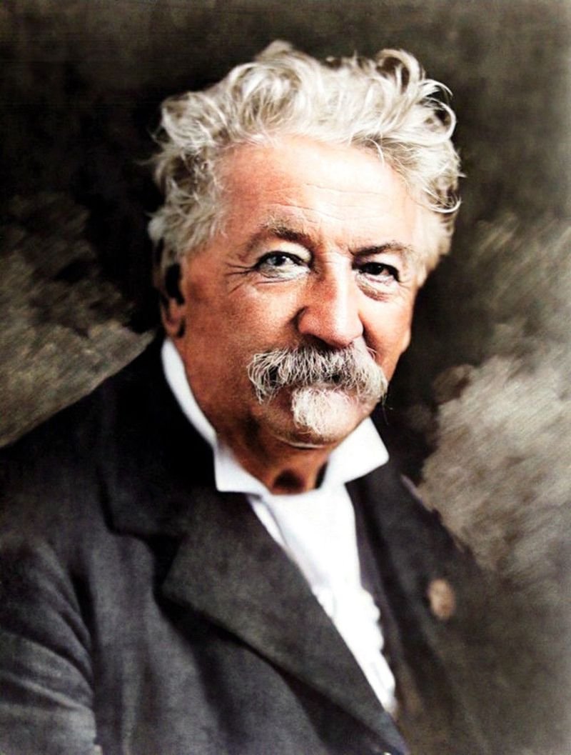 Auguste Lumière Profil Resmi