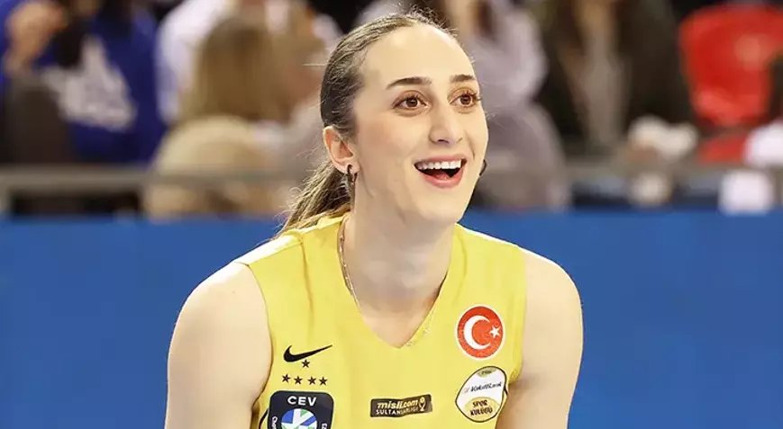 Ayça Aykaç Fotoğrafı - 3