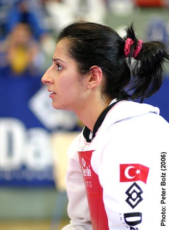 Azize Tanrıkulu Fotoğrafı - 4