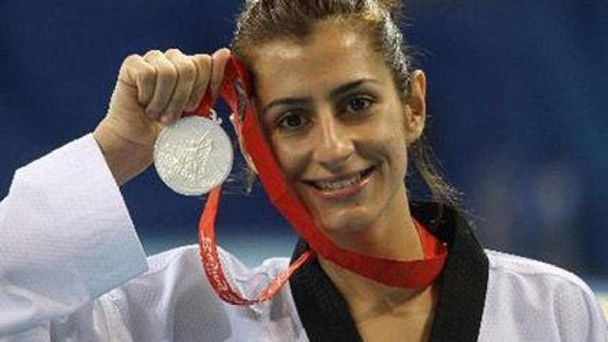 Azize Tanrıkulu Fotoğrafı - 5