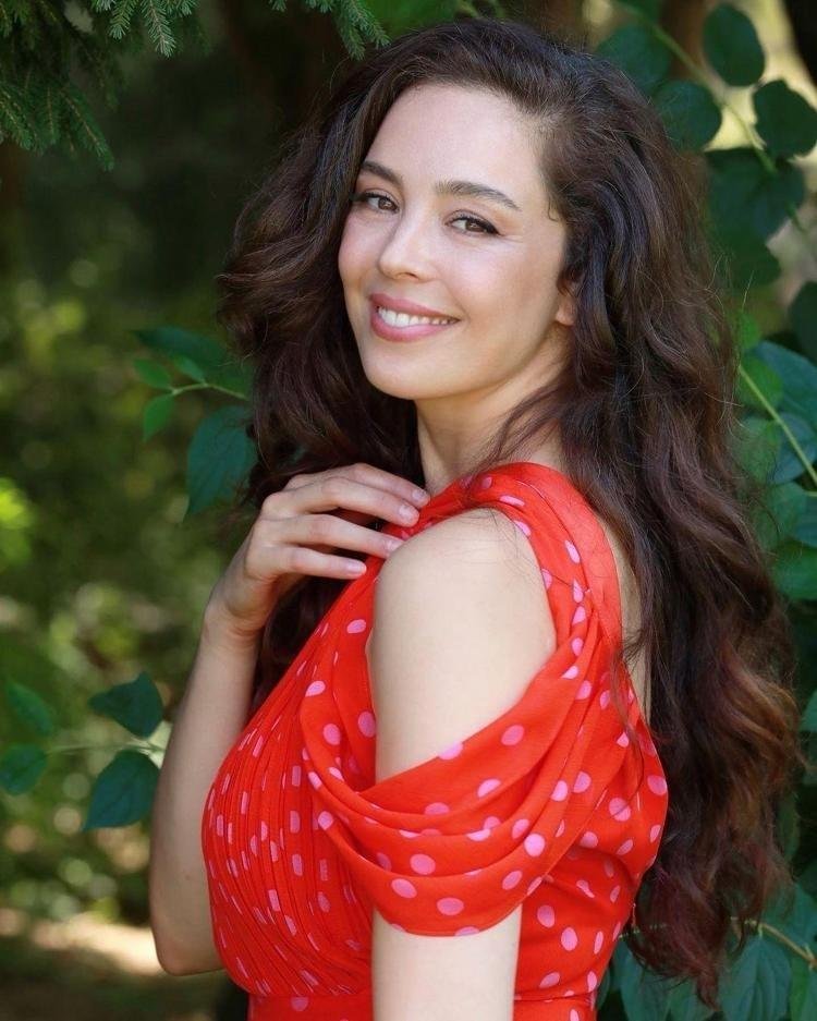 Azra Akın Fotoğrafı - 5