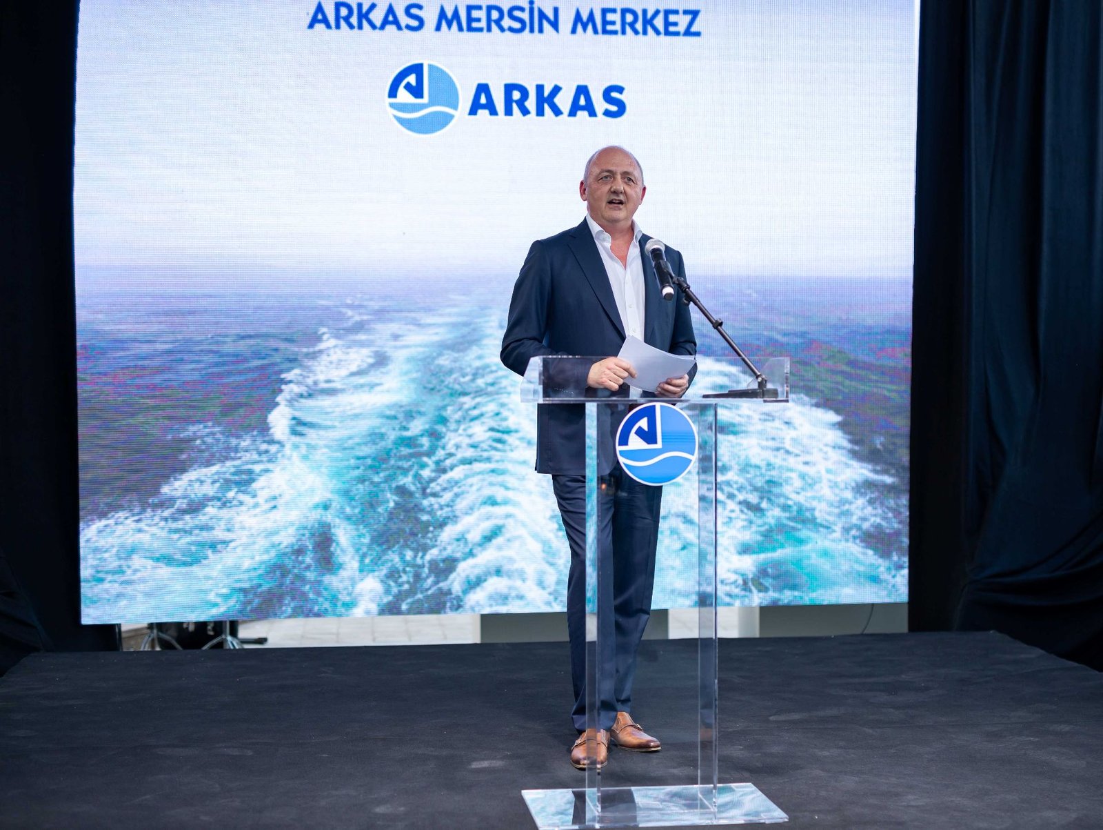 Bernard Arkas Fotoğrafı - 5