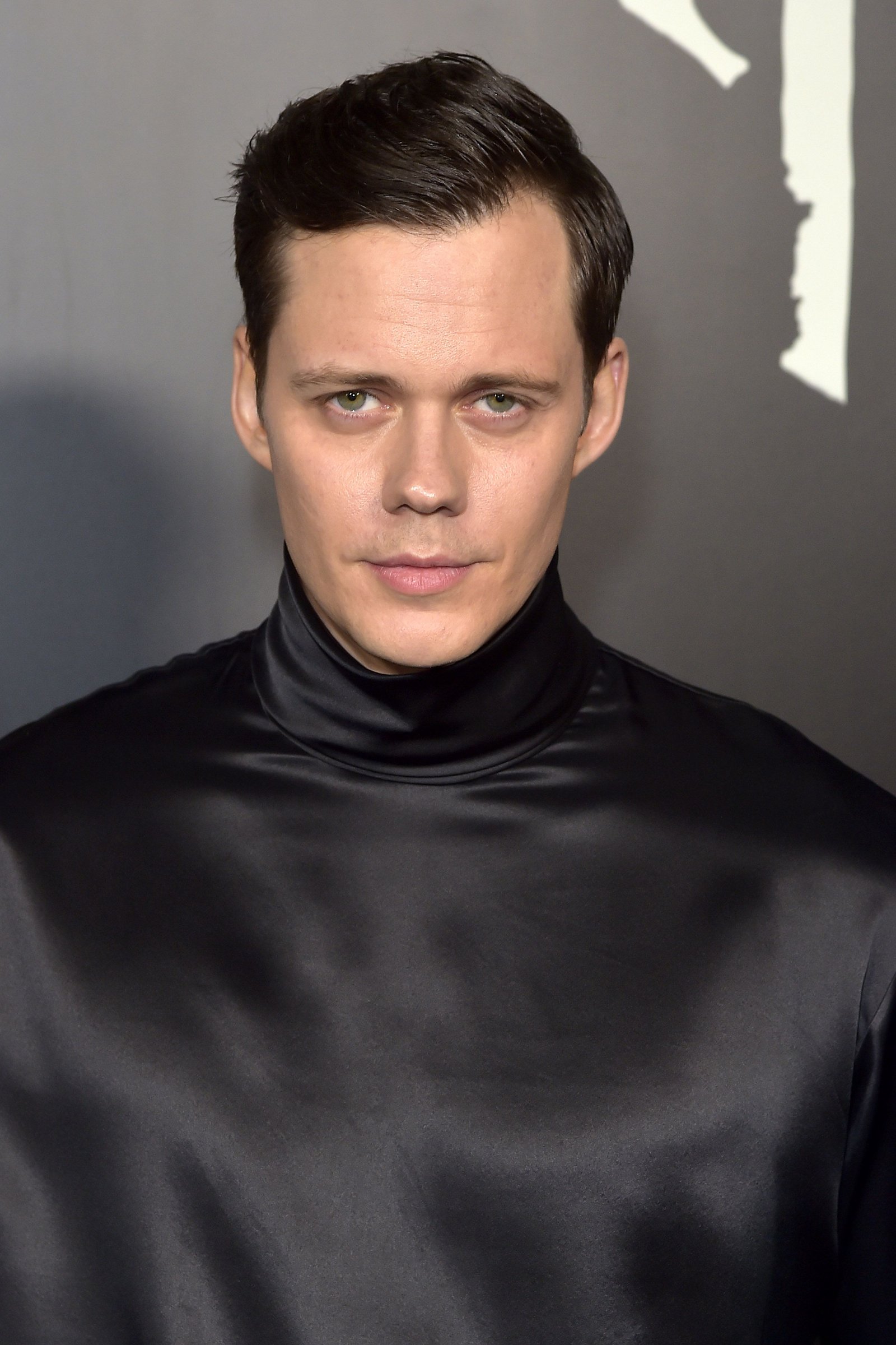 Bill Skarsgård Profil Resmi