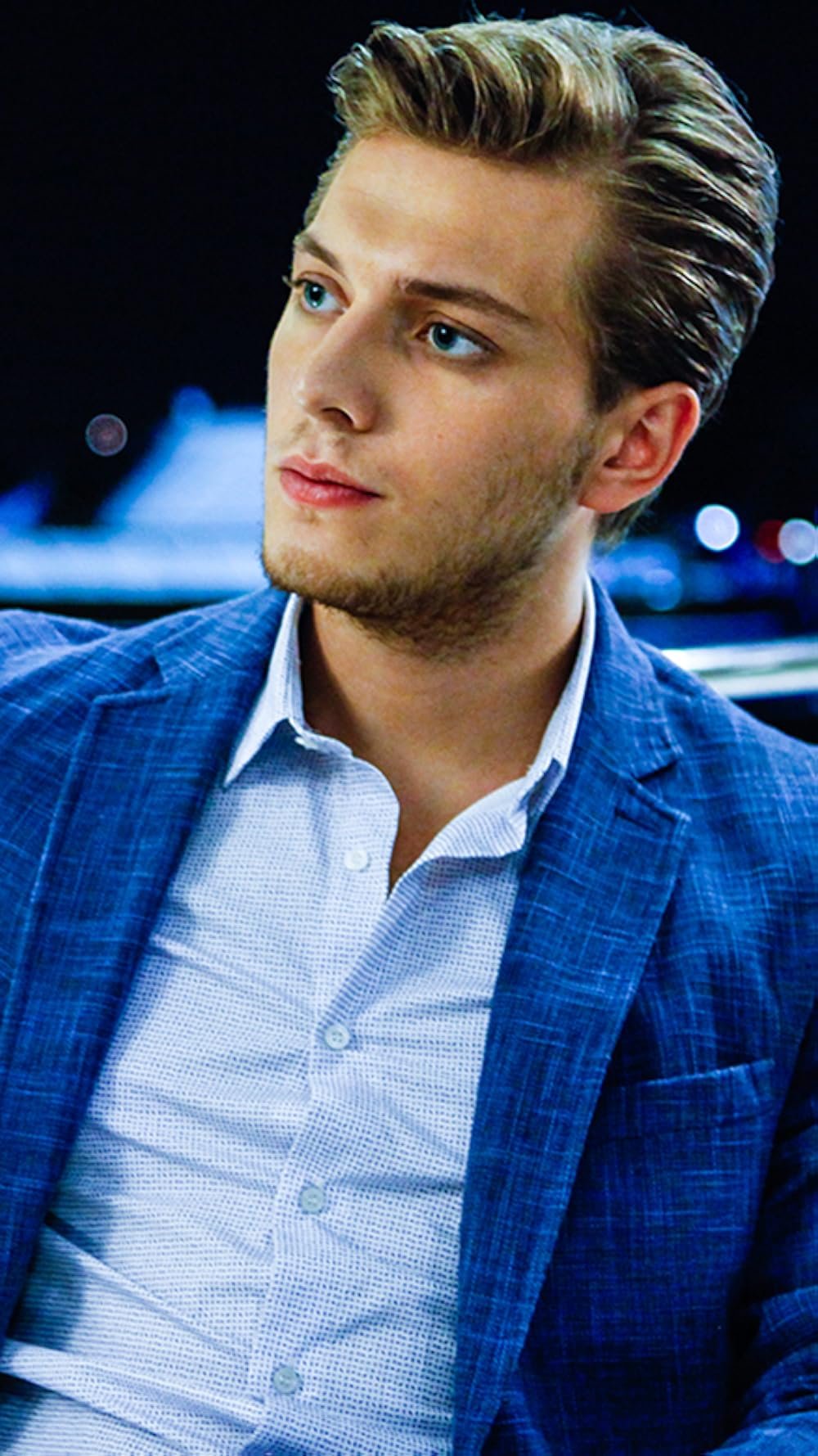 Burak Tozkoparan Fotoğrafı - 1