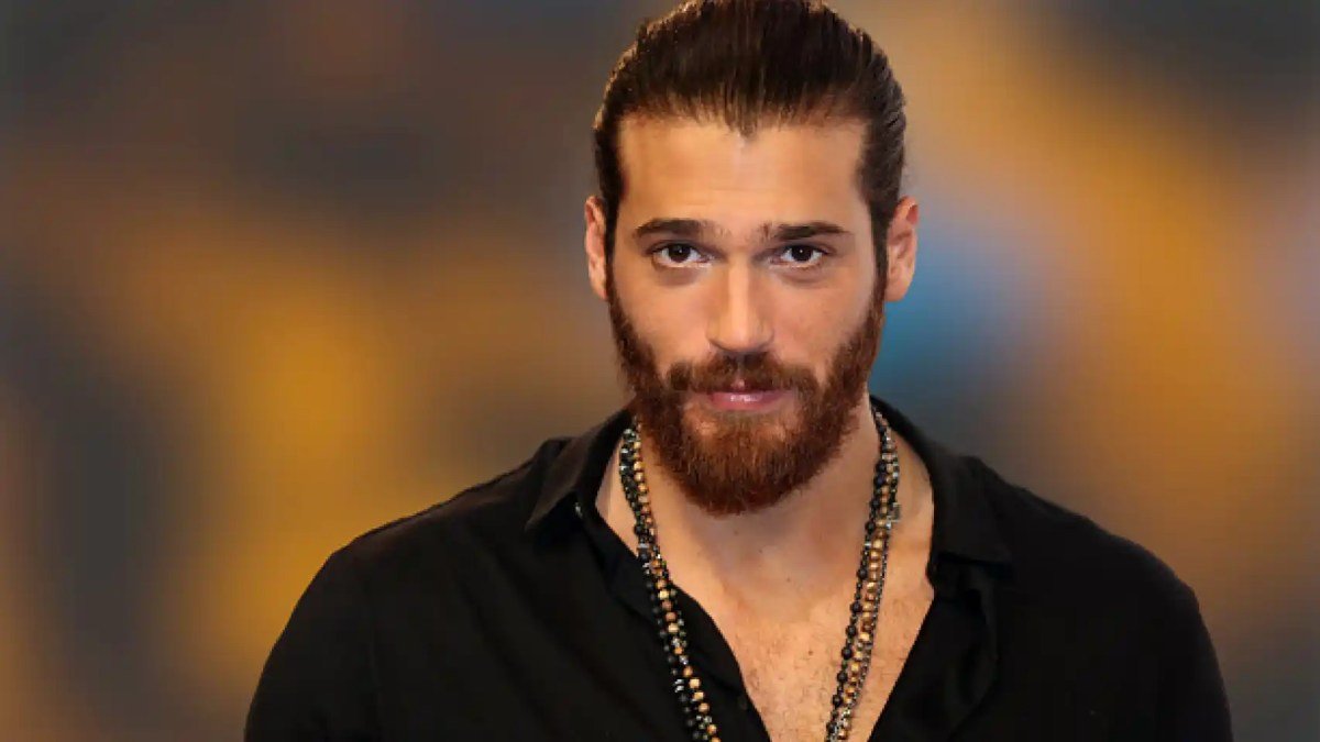 Can Yaman Fotoğrafı - 2