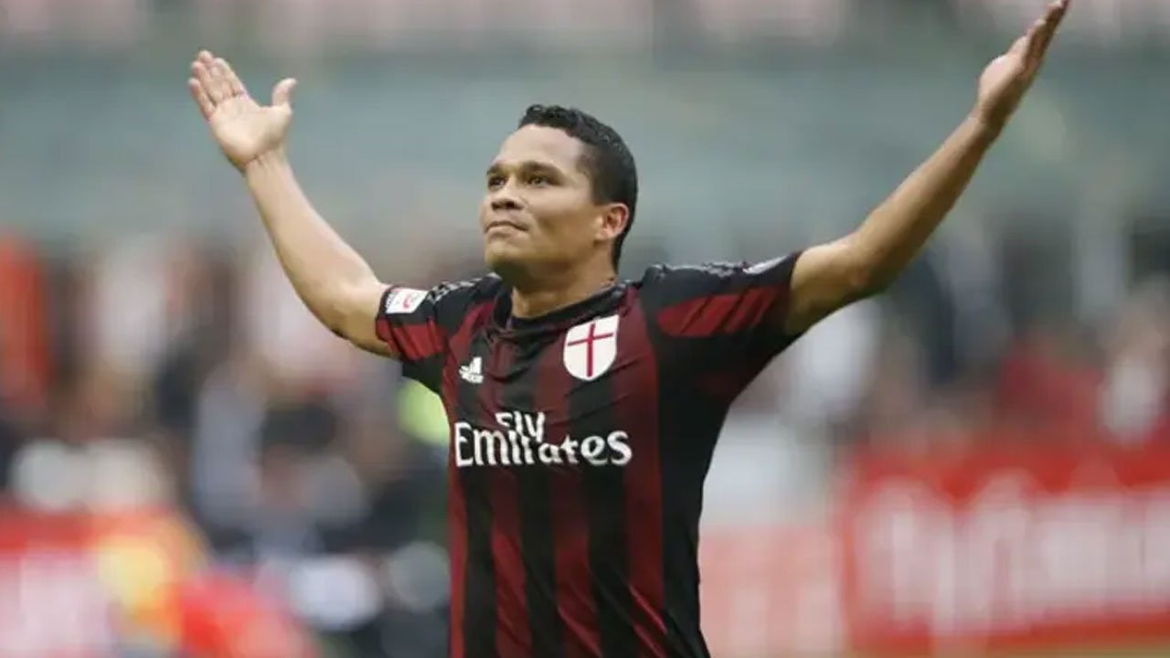 Carlos Bacca Profil Resmi