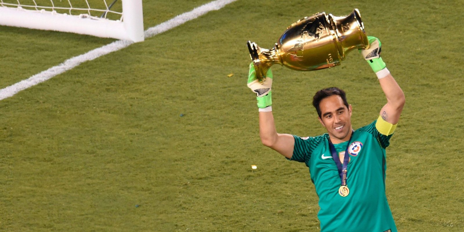 Claudio Bravo Profil Resmi
