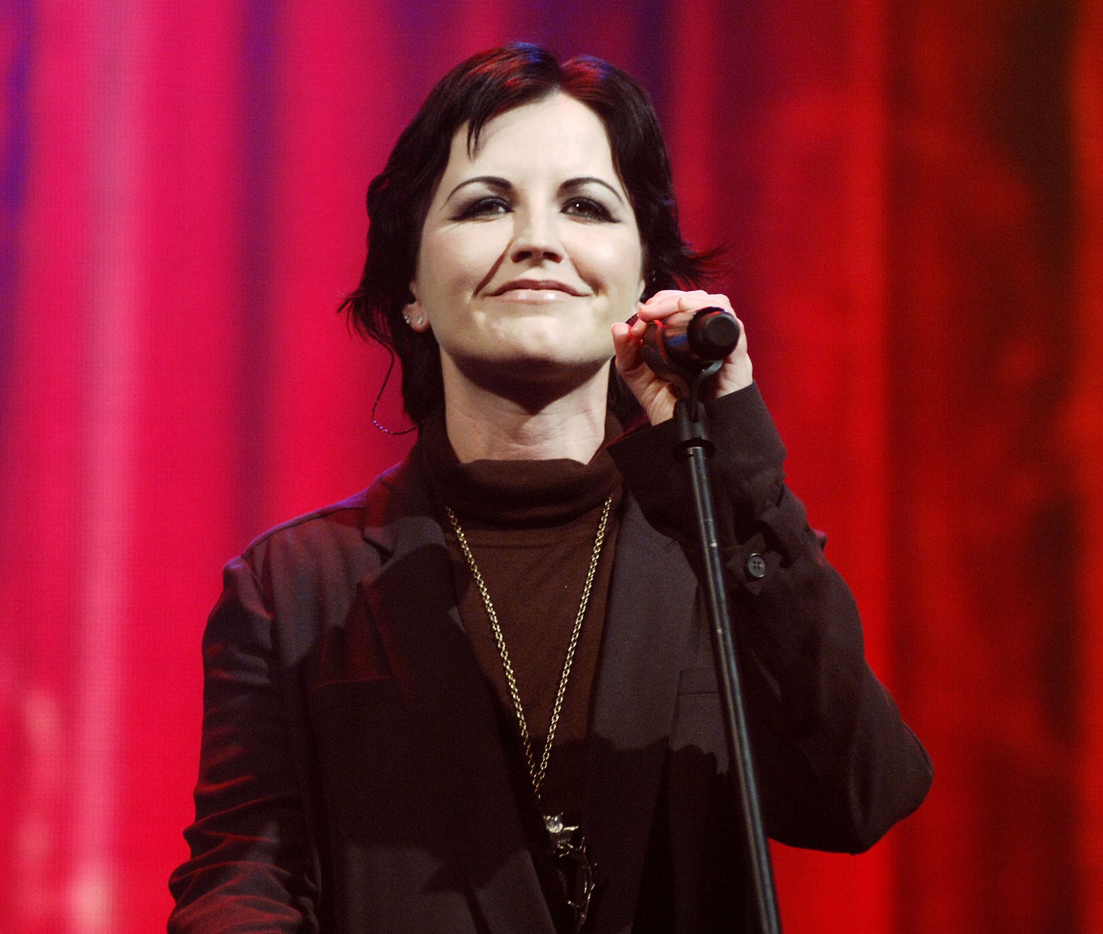 Dolores O'Riordan Profil Resmi