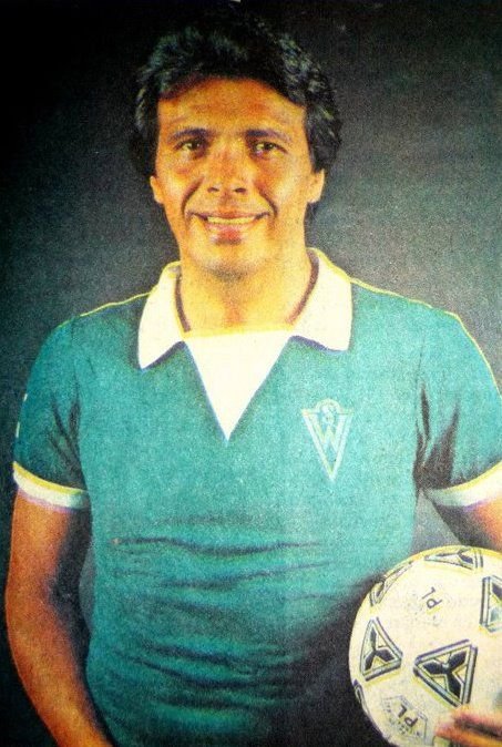 Elías Figueroa Fotoğrafı - 3
