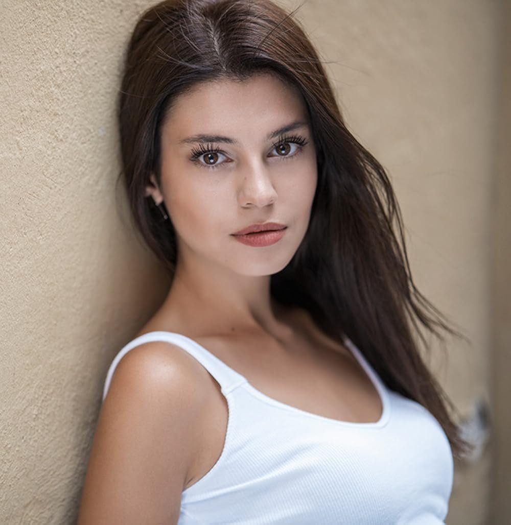 Elif Doğan Profil Resmi