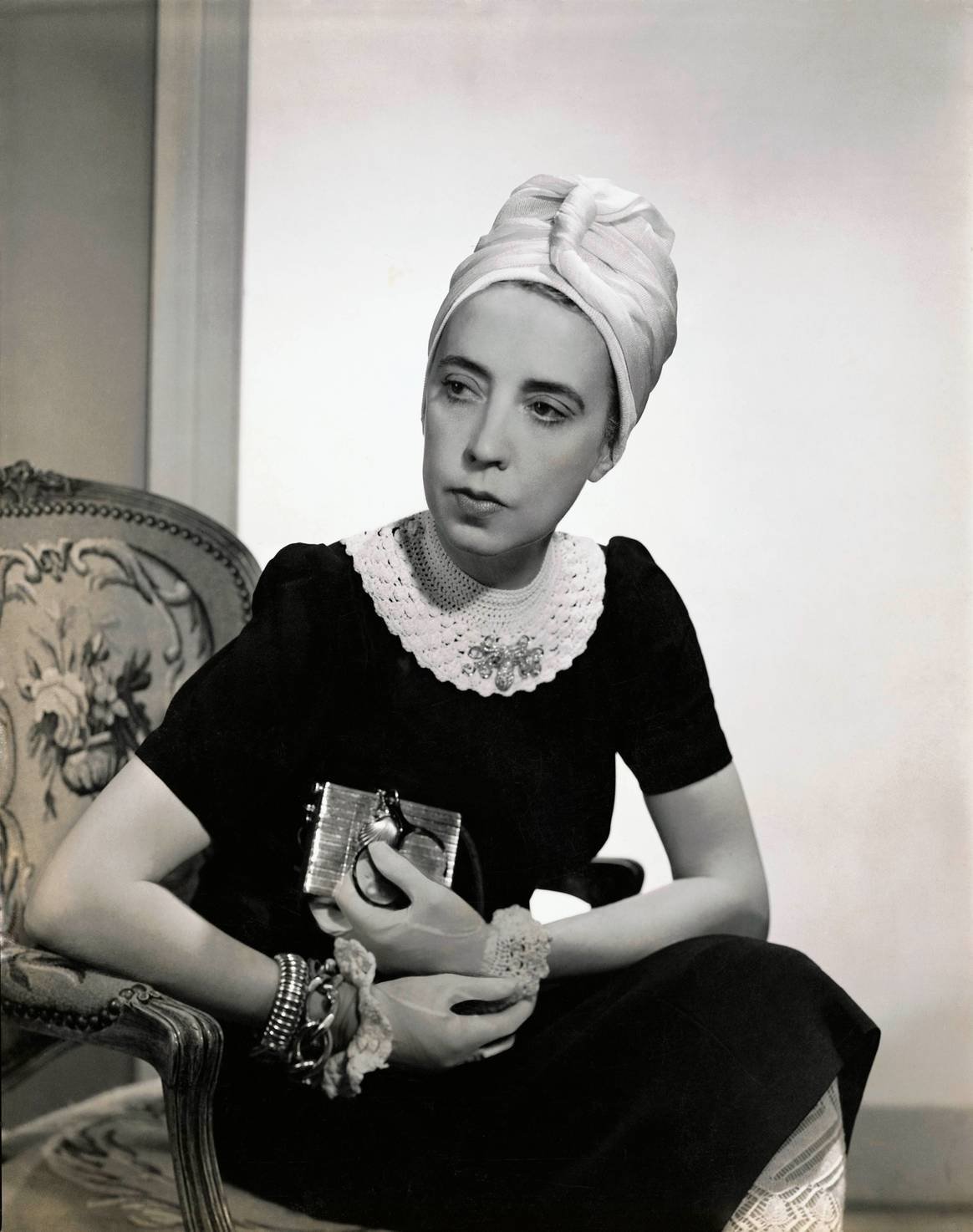 Elsa Schiaparelli Profil Resmi