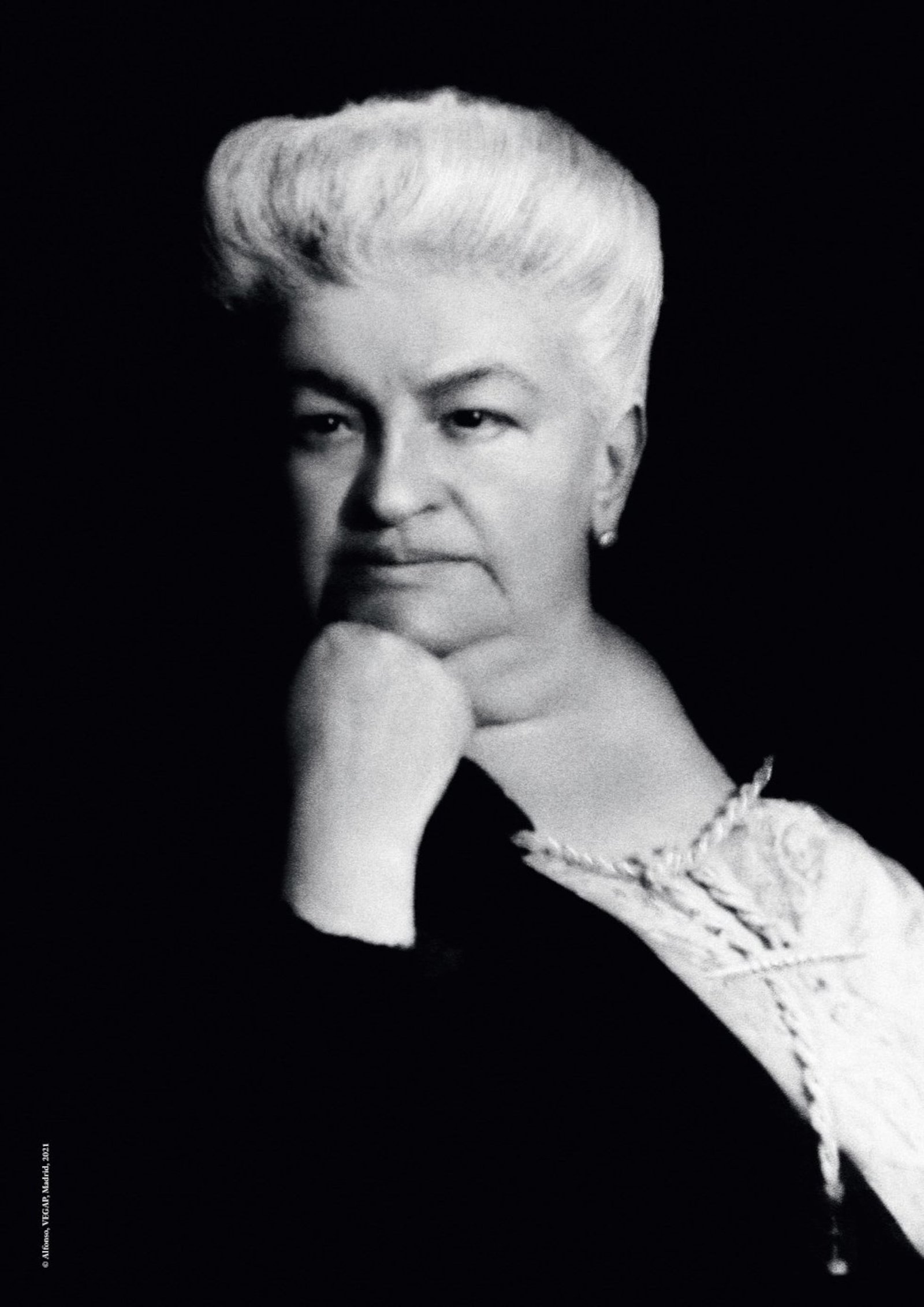 Emilia Pardo Bazán Fotoğrafı - 2