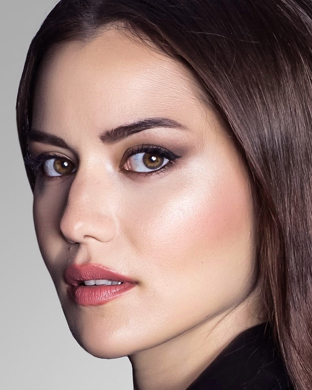 Fahriye Evcen Profil Resmi