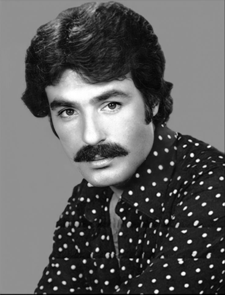 Ferdi Tayfur Fotoğrafı - 1