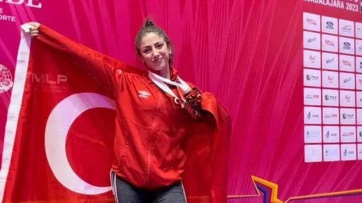 Gamze Altun Fotoğrafı - 4