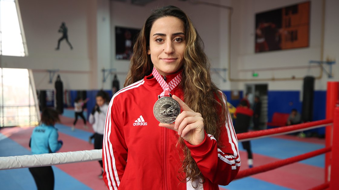 Gizem Özer Fotoğrafı - 3
