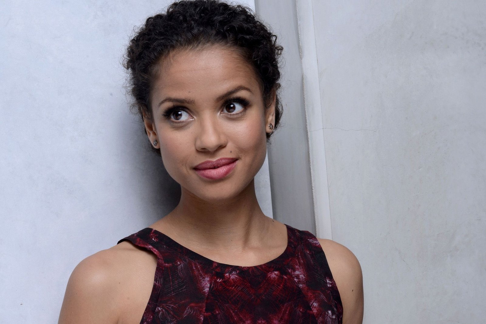 Gugu Mbatha-Raw Fotoğrafı - 2