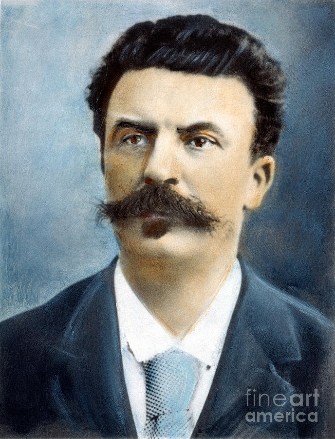 Guy de Maupassant Profil Resmi