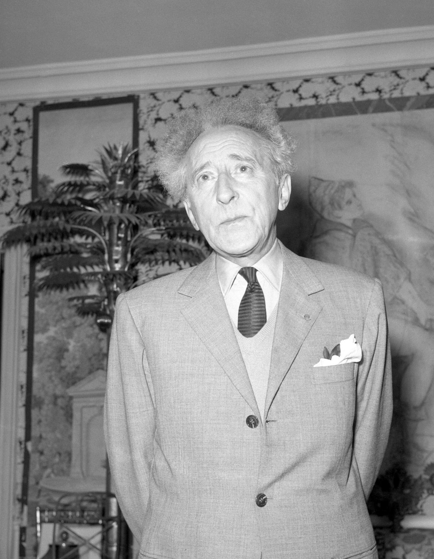 Jean Cocteau Profil Resmi
