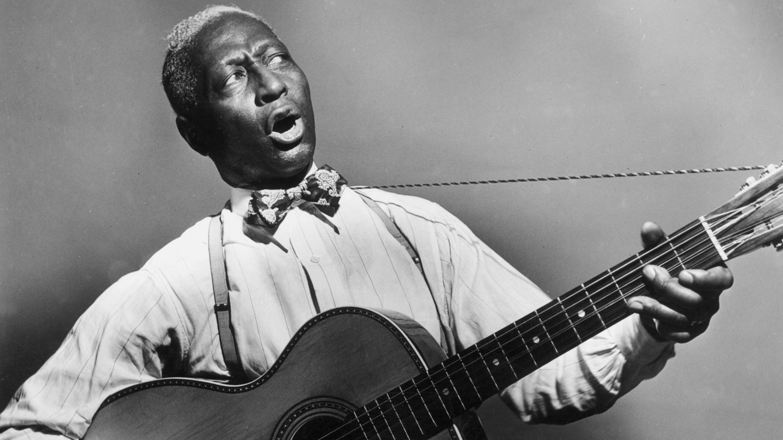 Lead Belly Profil Resmi