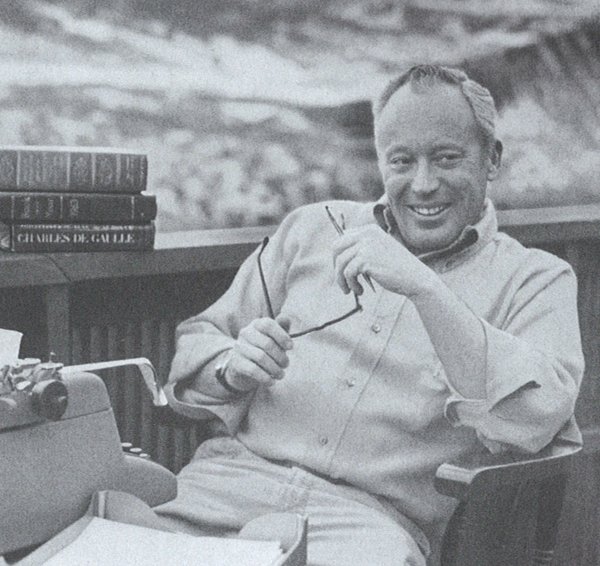 Leon Uris Profil Resmi