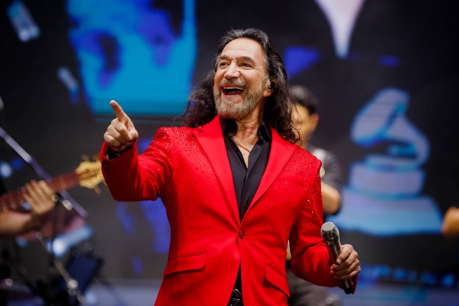 Marco Antonio Solís Fotoğrafı - 2