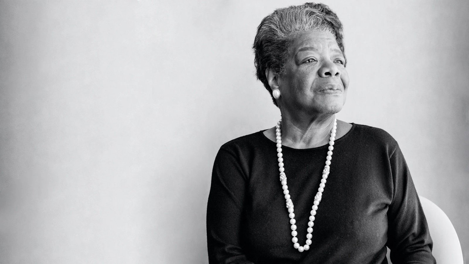 Maya Angelou Profil Resmi