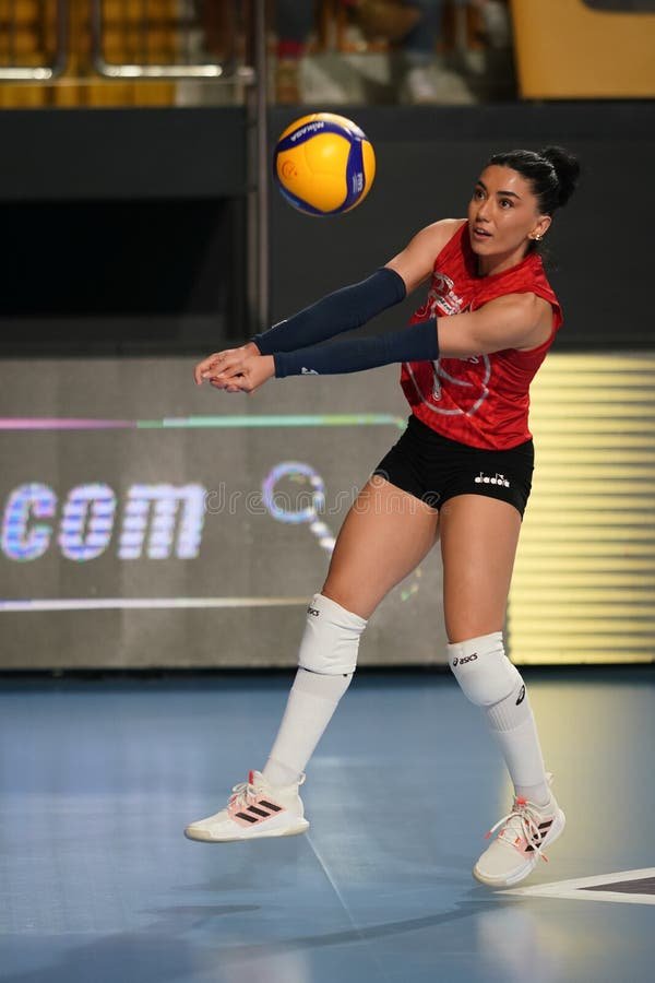 Melis Yılmaz Fotoğrafı - 1