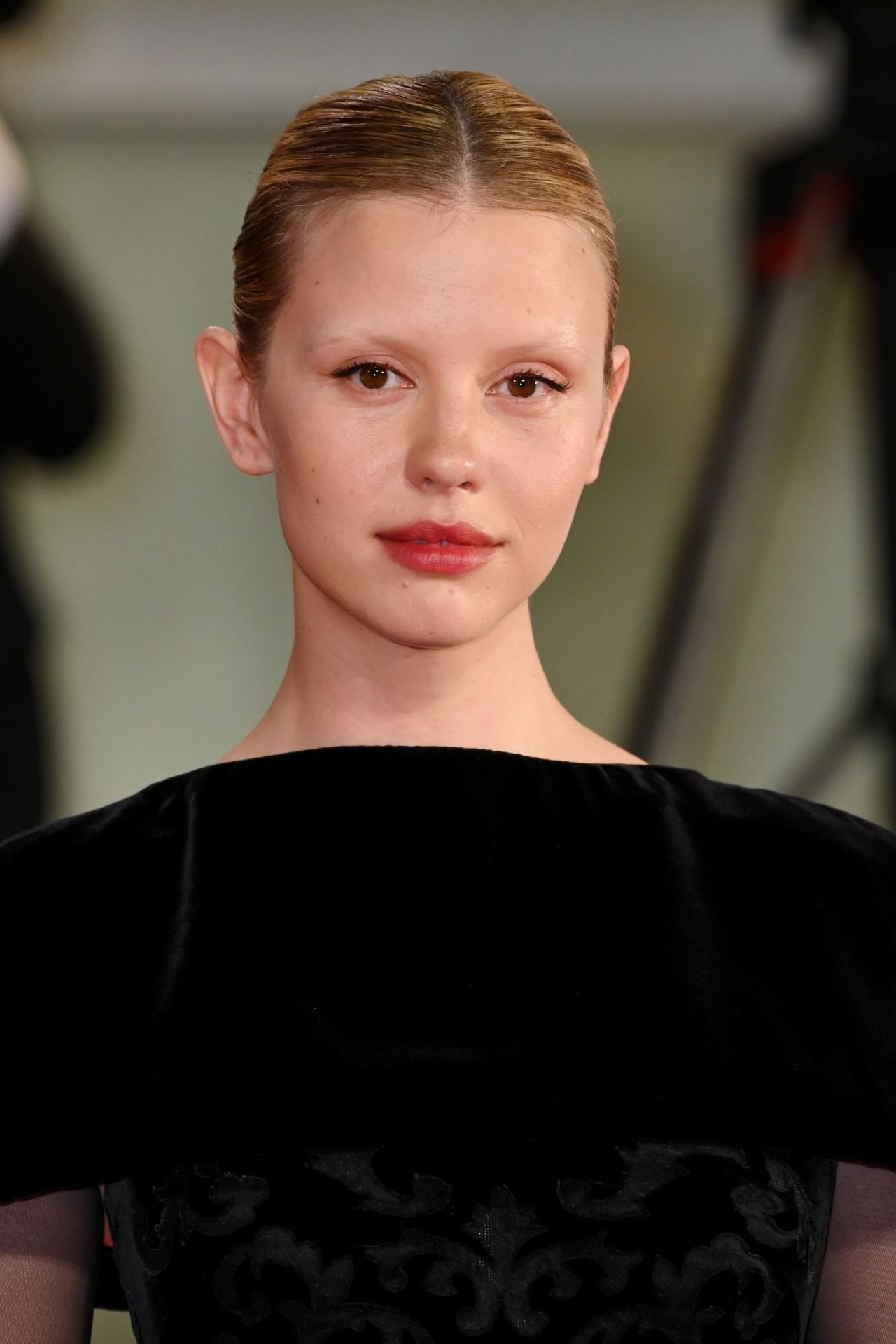 Mia Goth Fotoğrafı - 1