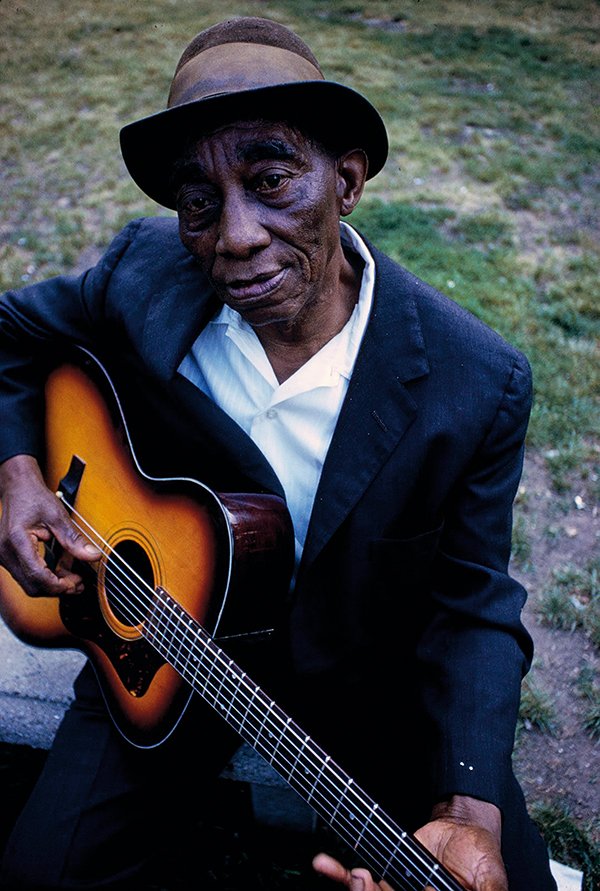 Mississippi John Hurt Profil Resmi