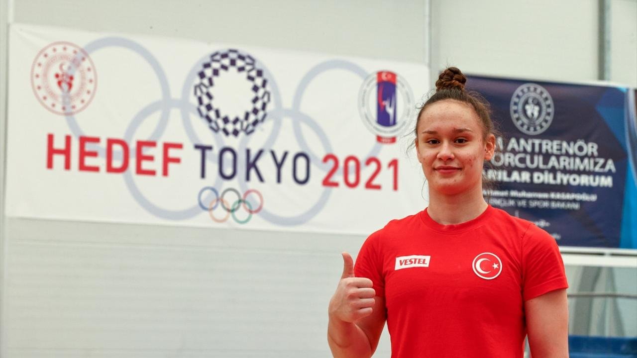 Nazlı Savranbaşı Fotoğrafı - 2