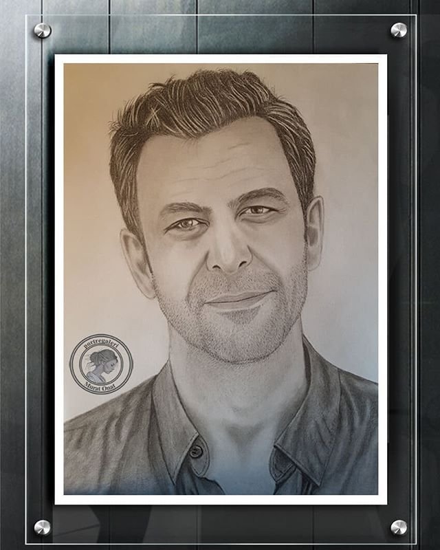 Nejat İşler Profil Resmi
