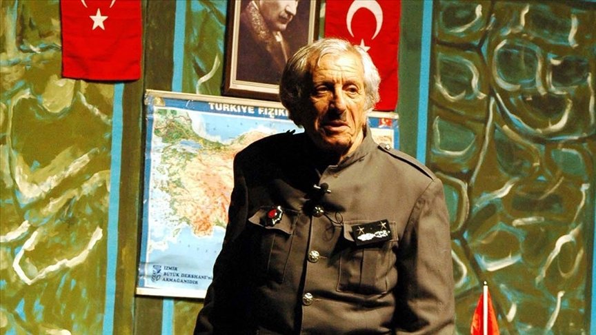 Nejat Uygur Profil Resmi