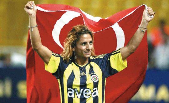 Nevin Yanıt Fotoğrafı - 1