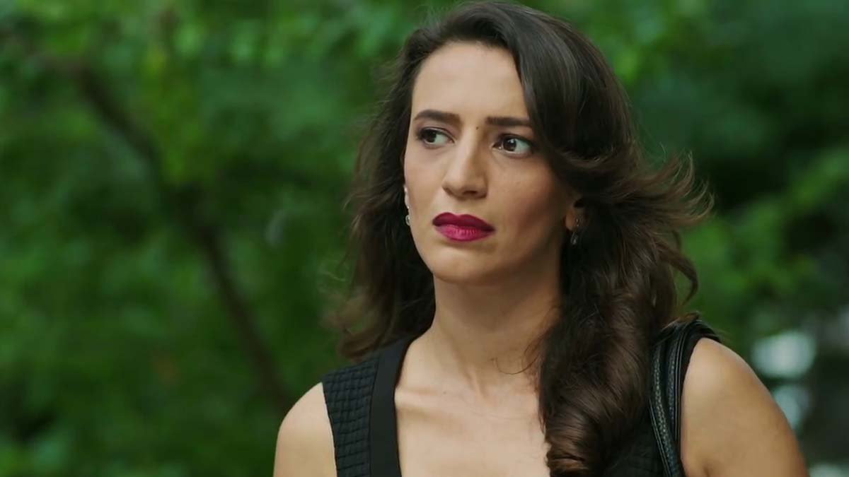 Nihal Yalçın Fotoğrafı - 2