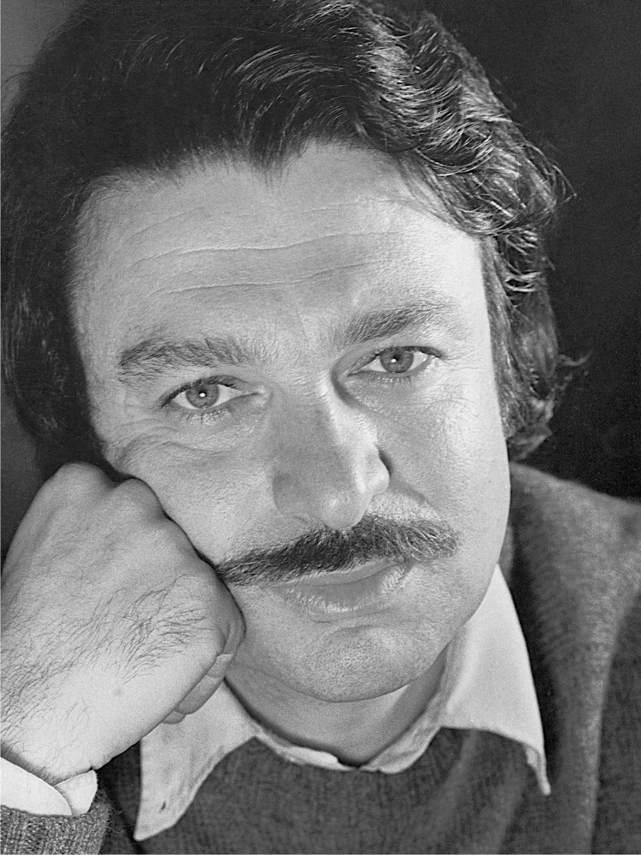 Oğuz Atay Fotoğrafı - 1