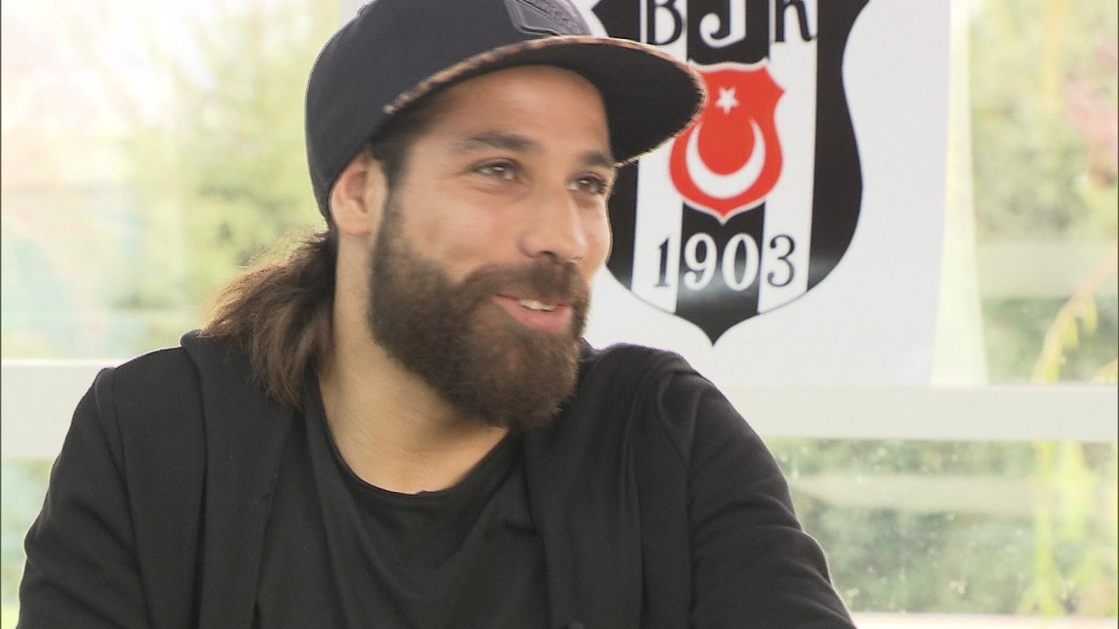 Olcay Şahan Fotoğrafı - 1