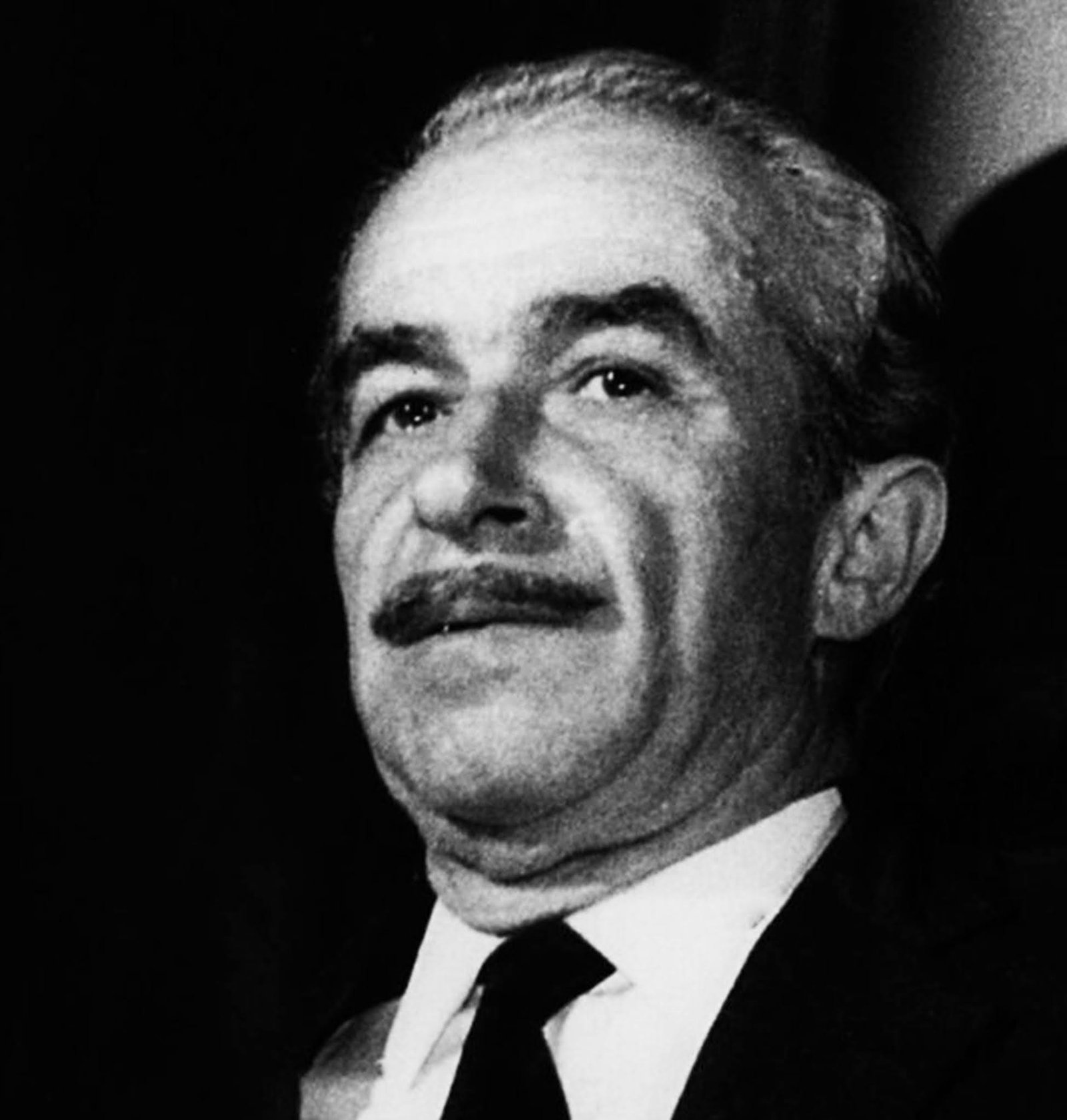 Orhan Kemal Fotoğrafı - 2