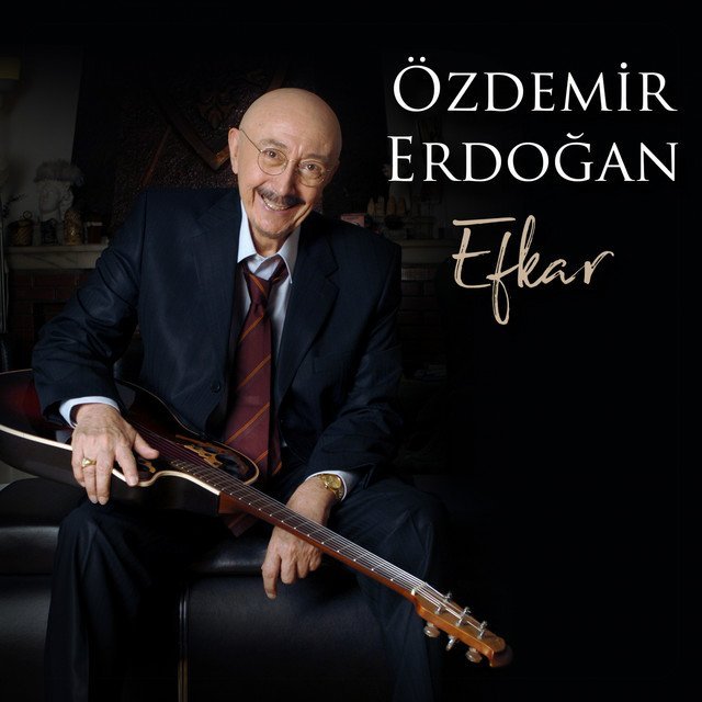 Özdemir Erdoğan Fotoğrafı - 1