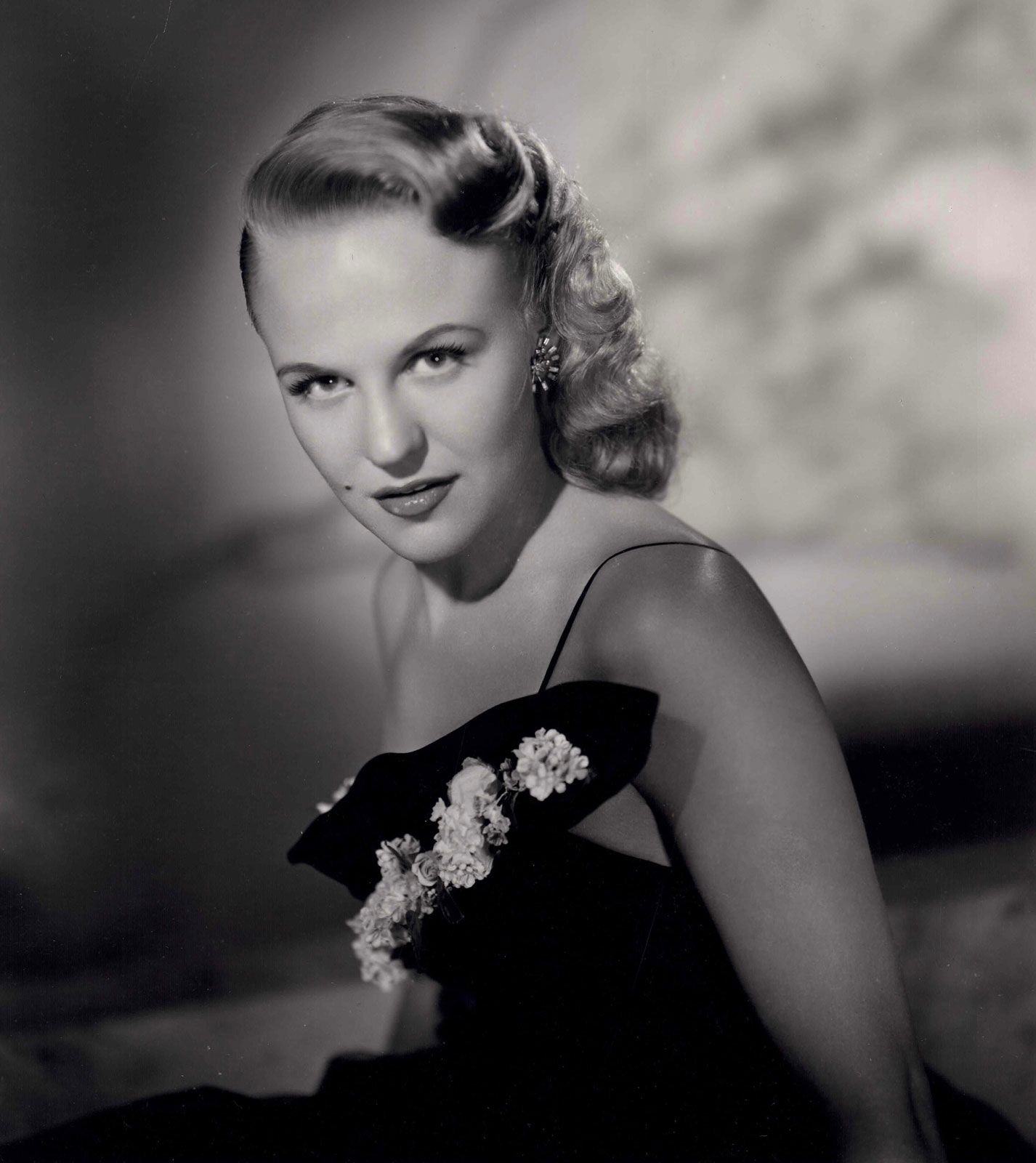 Peggy Lee Profil Resmi