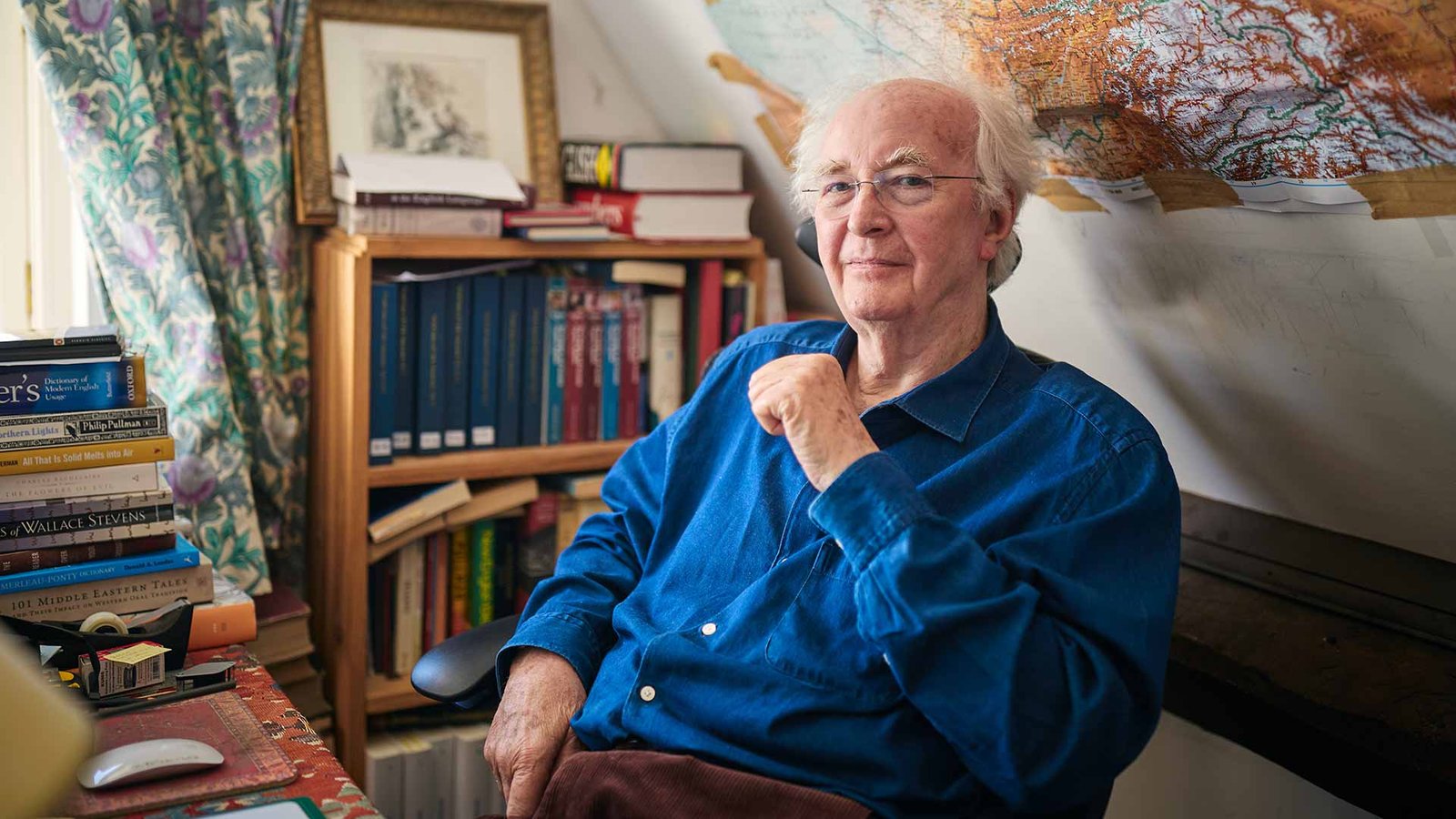 Philip Pullman Profil Resmi