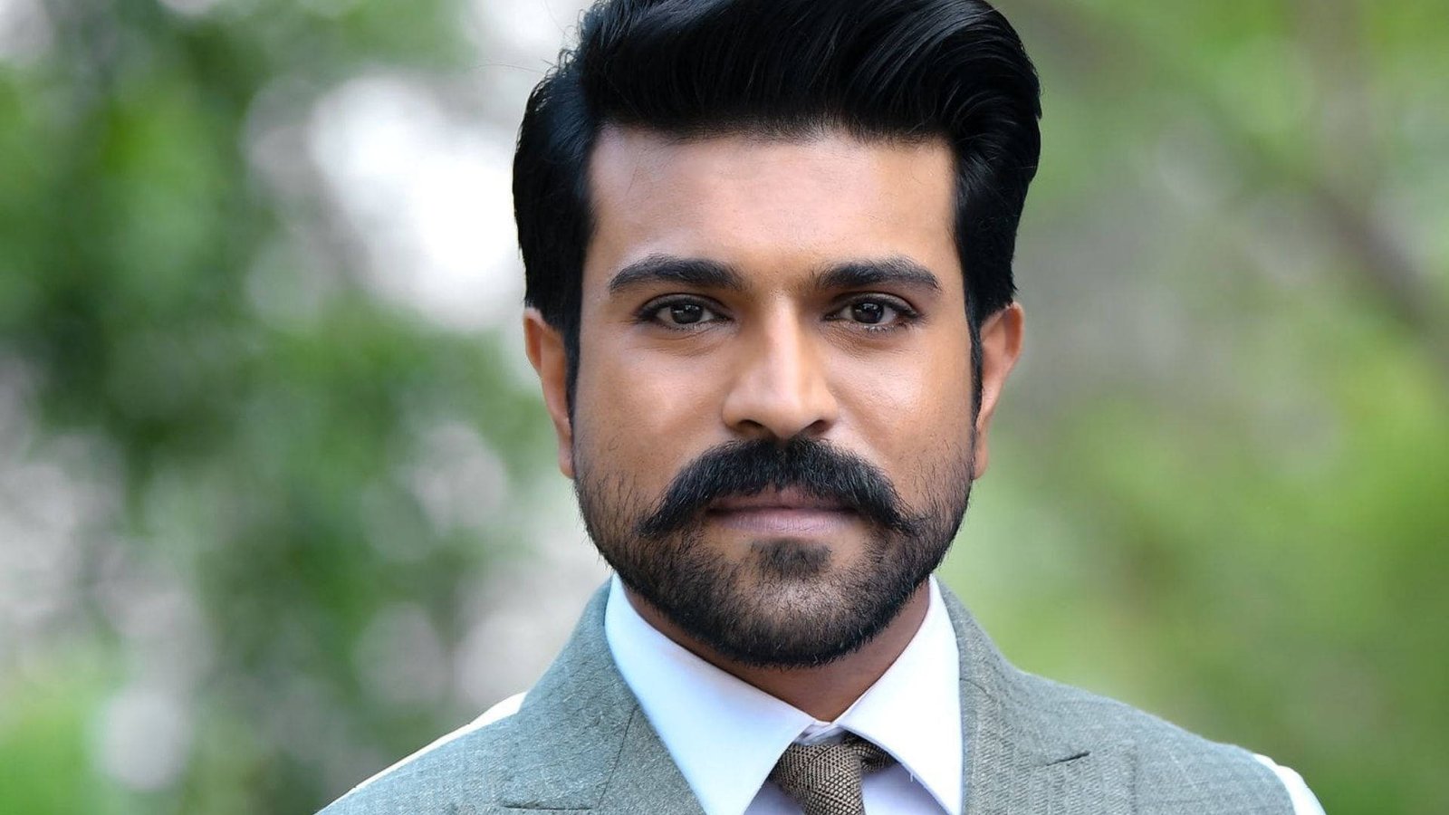 Ram Charan Profil Resmi