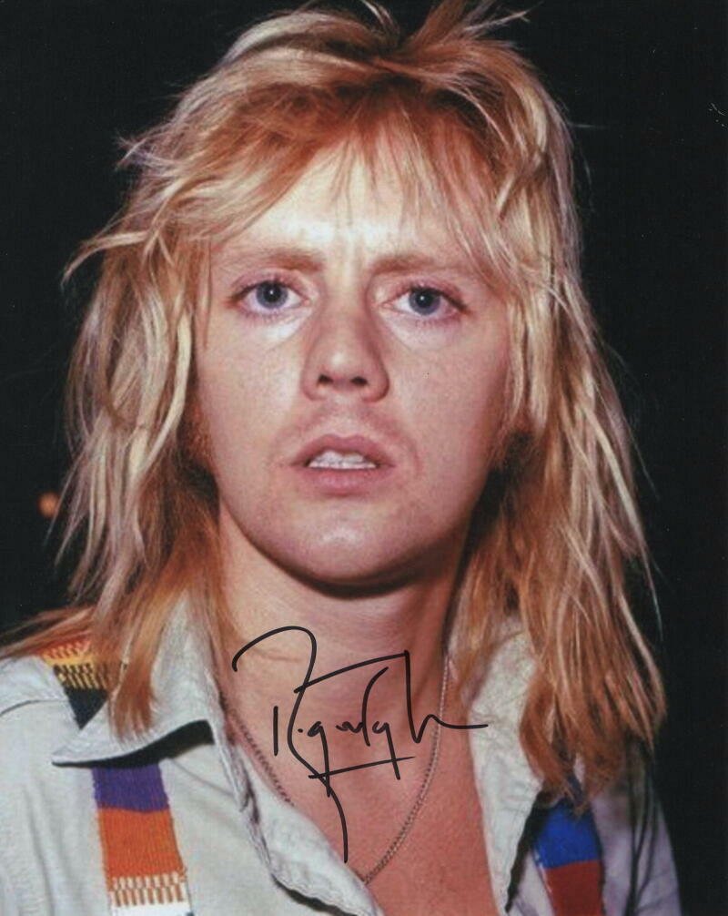 Roger Taylor Profil Resmi