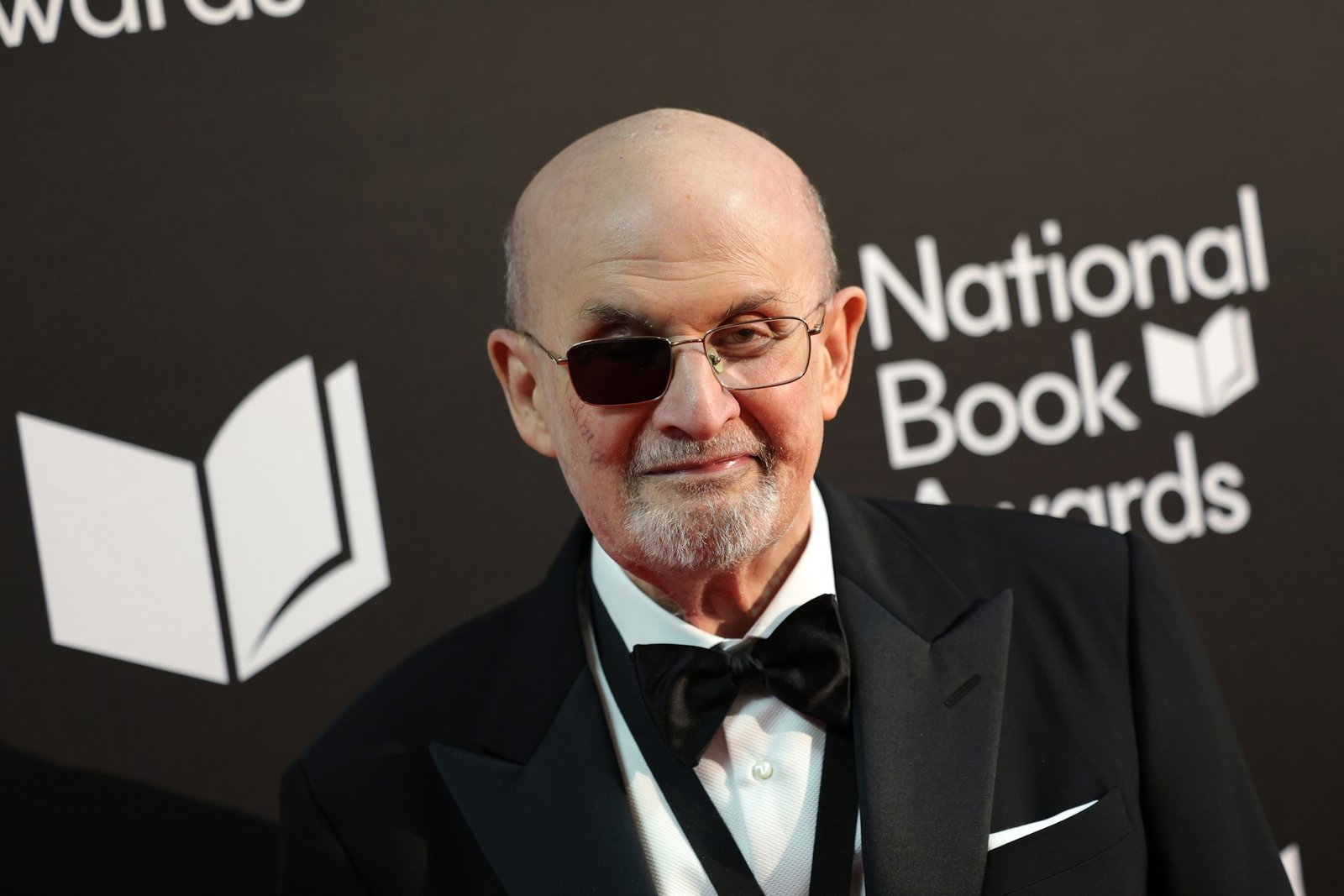 Salman Rushdie Fotoğrafı - 1