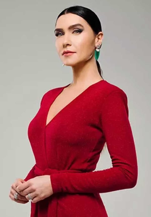 Şevval Sam Fotoğrafı - 1