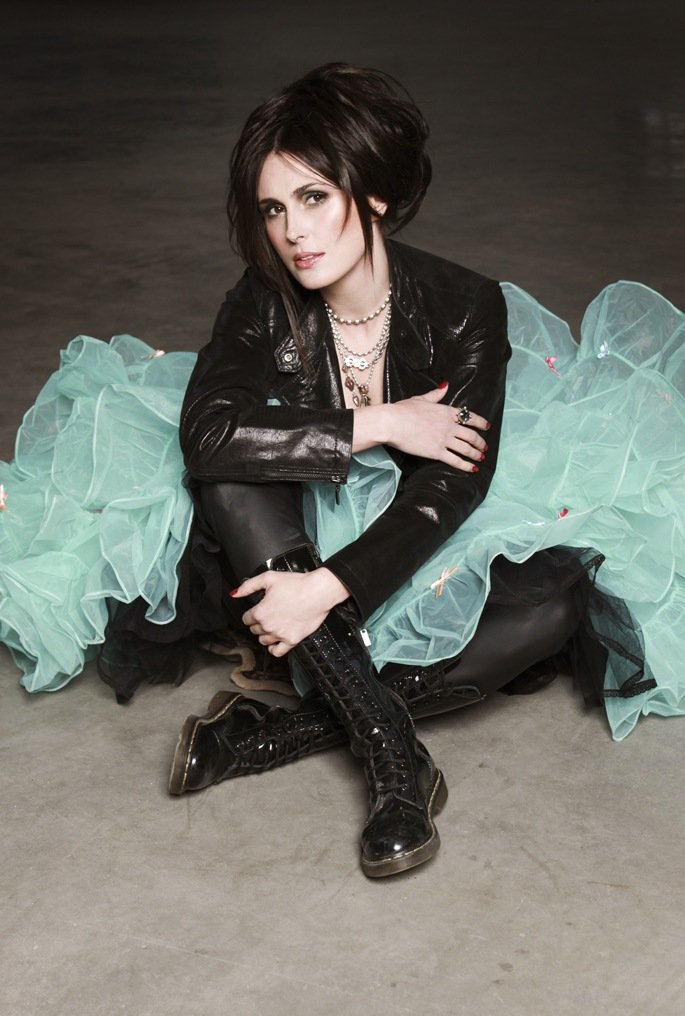 Sharon den Adel Fotoğrafı - 1