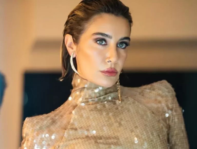 Sıla Gençoğlu Fotoğrafı - 4